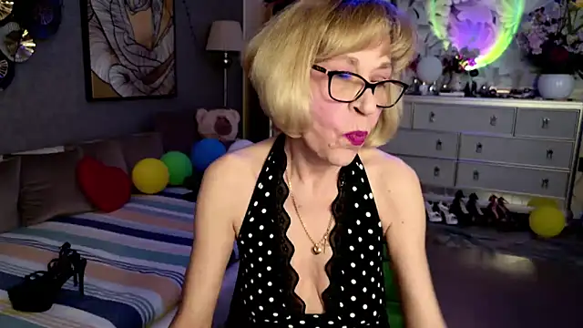 HornyMilf 555 online show from 04.28.26