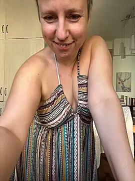 MariaValentine online show from 07.12.26