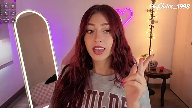 Snapshot of violet_ch chatting on 03.10.26 violet ch online show from 03.10.26