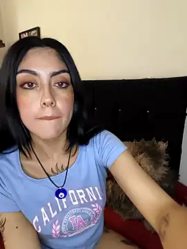 Snapshot of Mazikeen-- chatting on 11.09.25 Mazikeen-- online show from 11.09.25