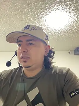 Snapshot of DanielGomez9 chatting on 02.09.26 DanielGomez9 online show from 02.09.26