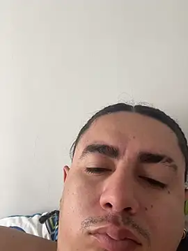 Snapshot of DanielGomez9 chatting on 03.28.26 DanielGomez9 online show from 03.28.26