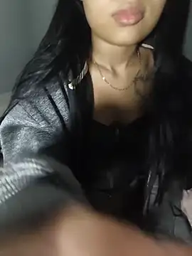 Snapshot of Livia_Diaz chatting on 05.17.26 Livia Diaz online show from 05.17.26