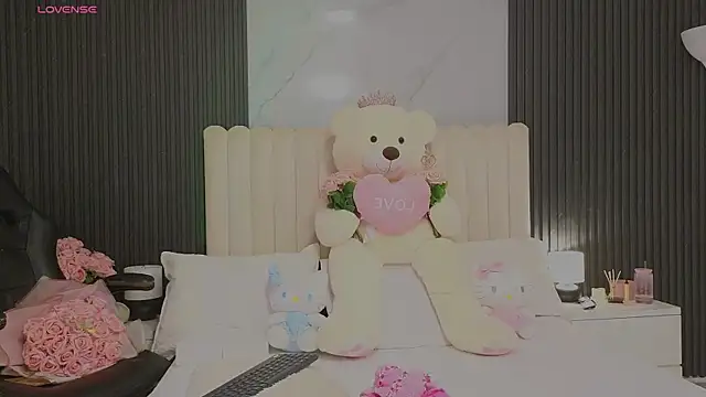 Madiee Rhea online show from 07.29.26