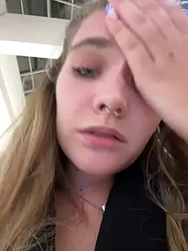 Snapshot of Holy_Tereza chatting on 03.02.25 Holy Tereza online show from 03.02.25