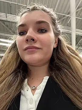 Snapshot of Holy_Tereza chatting on 03.16.25 Holy Tereza online show from 03.16.25