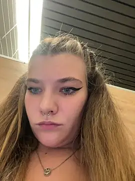 Snapshot of Holy_Tereza chatting on 09.27.25 Holy Tereza online show from 09.27.25