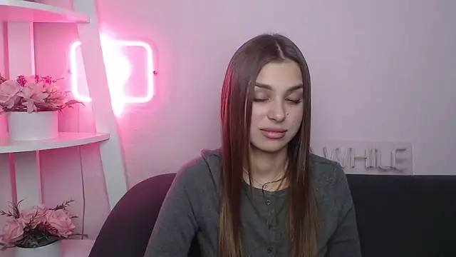 MilanaAngelAs online show from 12.15.25