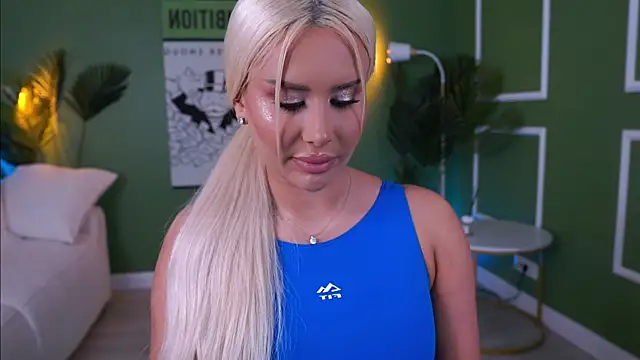 Snapshot of EvaZane chatting on 05.23.26 EvaZane online show from 05.23.26