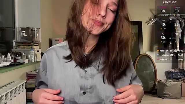 Addelin Moon online show from 11.05.25