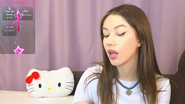 ellie kramer online show from 01.10.26