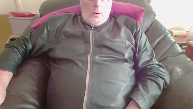 Leatherman63 online show from 09.13.25