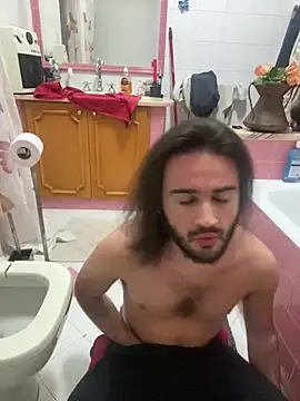 Snapshot of nibrankd chatting on 01.08.25 nibrankd online show from 01.08.25