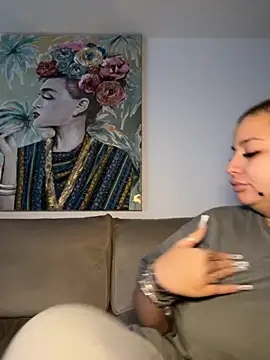 AllysonK online show from 11.23.25