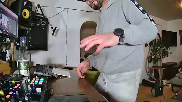 rosaeichel online show from 02.06.26