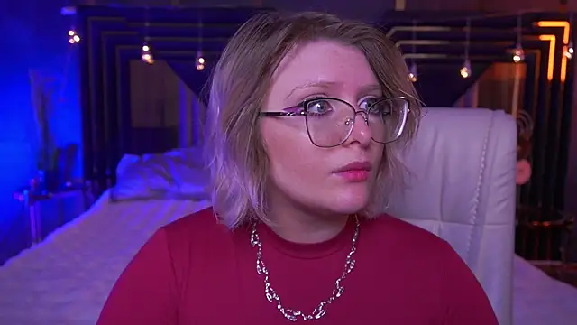 Snapshot of CoolTatis chatting on 03.14.26 CoolTatis online show from 03.14.26