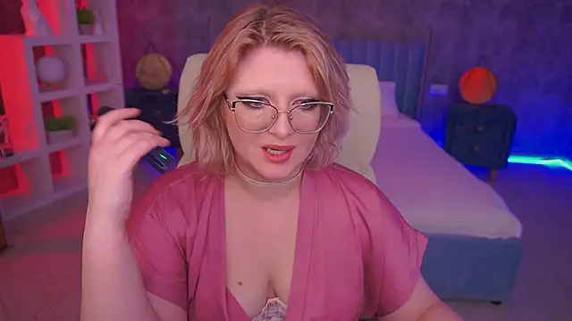 CoolTatis online show from 05.11.26