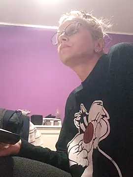 BritneyHudson online show from 10.23.25