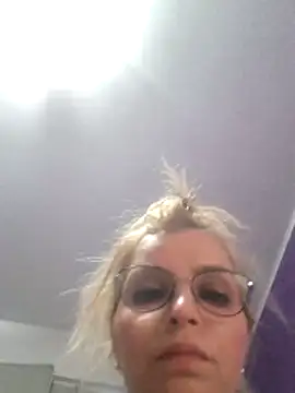 BritneyHudson online show from 02.21.26