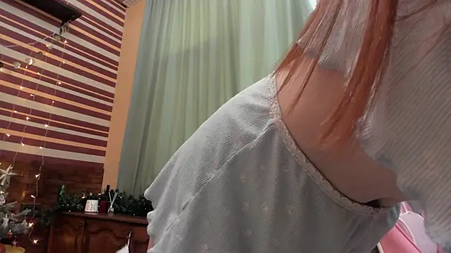 MilanaMua online show from 12.14.25