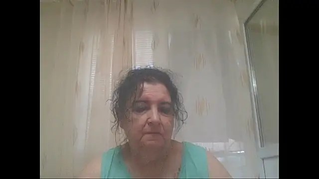 Snapshot of maturekorine chatting on 06.13.26 maturekorine online show from 06.13.26