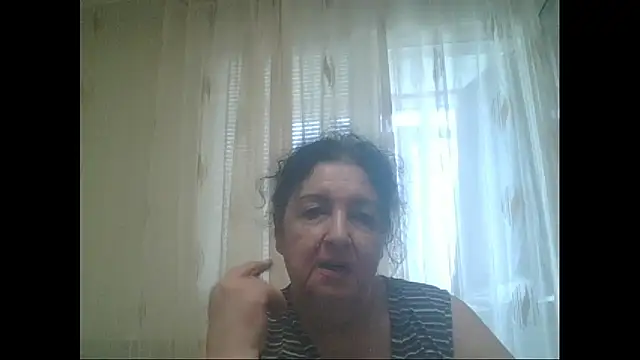 Snapshot of maturekorine chatting on 06.21.26 maturekorine online show from 06.21.26