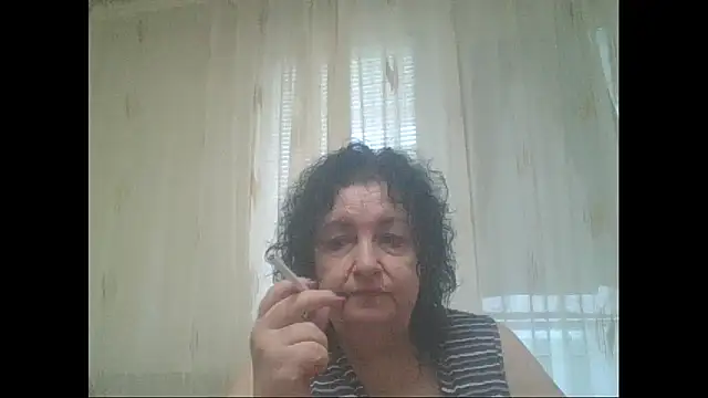 Snapshot of maturekorine chatting on 06.22.26 maturekorine online show from 06.22.26