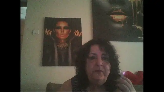 Snapshot of maturekorine chatting on 07.12.26 maturekorine online show from 07.12.26