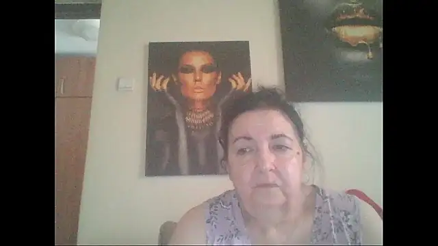 Snapshot of maturekorine chatting on 07.17.26 maturekorine online show from 07.17.26