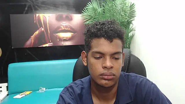 Snapshot of boylittle19cm chatting on 03.09.25 boylittle19cm online show from 03.09.25