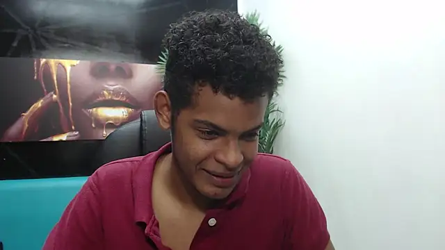 Snapshot of boylittle19cm chatting on 03.12.25 boylittle19cm online show from 03.12.25