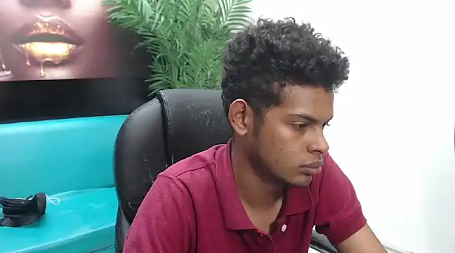 Snapshot of boylittle19cm chatting on 03.14.25 boylittle19cm online show from 03.14.25