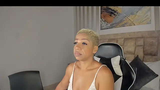 summer night  online show from 12.05.25