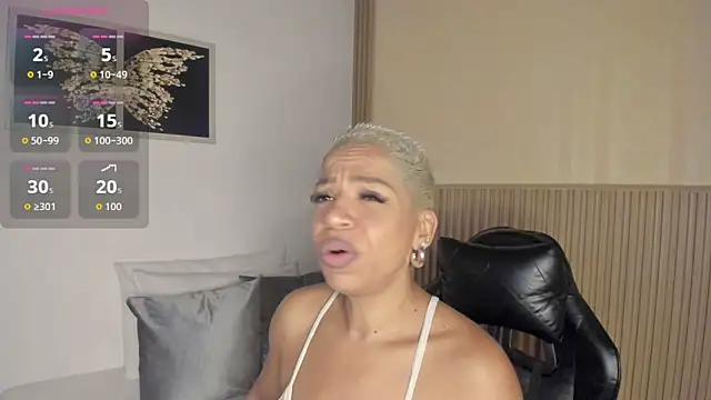 Snapshot of summer_night_ chatting on 02.13.26 summer night online show from 02.13.26