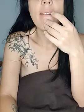 KarameloVzla online show from 11.18.25