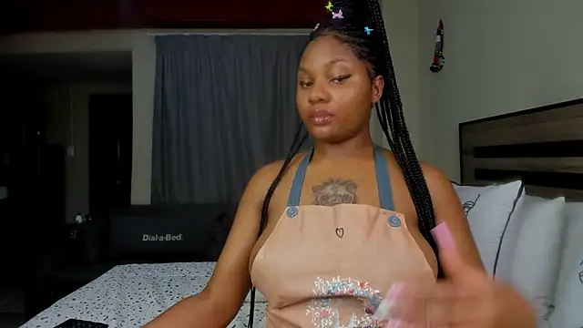 Renee-18 online show from 01.19.25