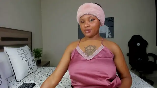 Renee-18 online show from 02.02.25