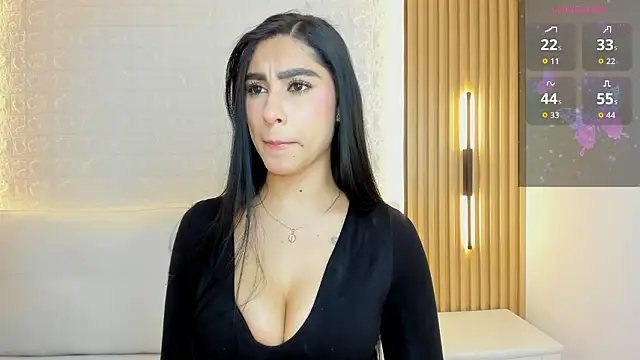 Snapshot of Emily_roux chatting on 03.14.26 Emily roux online show from 03.14.26