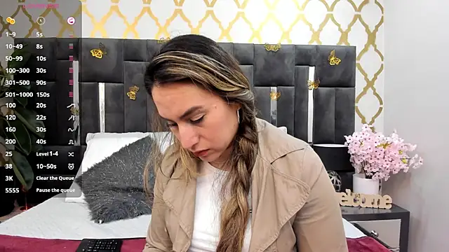 RubbyTaylor online show from 09.24.25