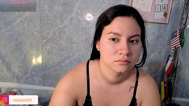 Snapshot of Mia__reys chatting on 07.11.26 Mia reys online show from 07.11.26