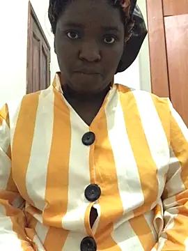 Snapshot of sweet18creamybigpussy chatting on 01.24.25 sweet18creamybigpussy online show from 01.24.25