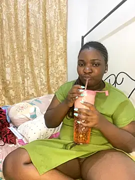 Snapshot of sweet18creamybigpussy chatting on 10.12.25 sweet18creamybigpussy online show from 10.12.25