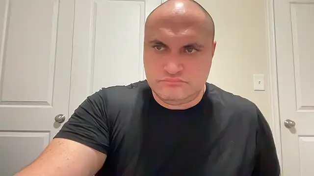 SluggishChase99 online show from 02.05.25