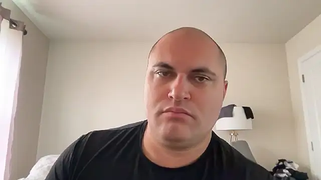 SluggishChase99 online show from 10.11.25