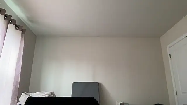 SluggishChase99 online show from 04.28.26