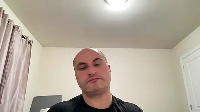 SluggishChase99 online show from 06.01.26