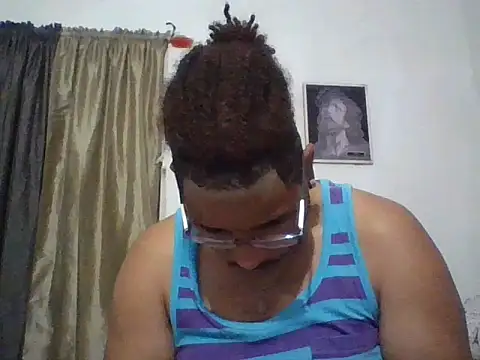 Snapshot of Dj-yefri-pauta chatting on 05.29.26 Dj-yefri-pauta online show from 05.29.26