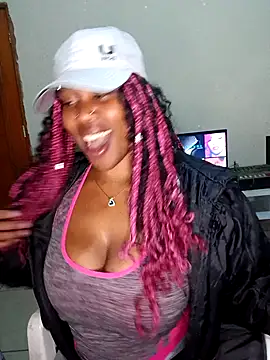 PerfectionBerrie online show from 11.16.25