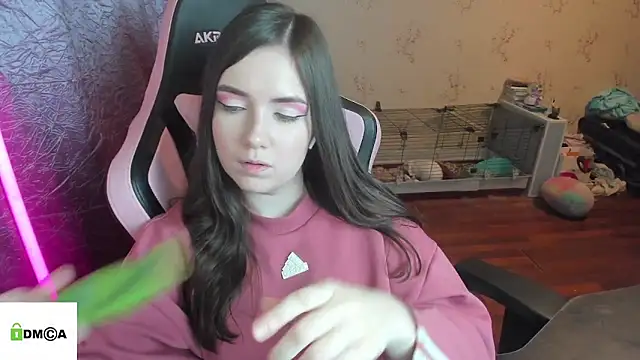 Snapshot of Crazy_forest_fairy chatting on 02.05.26 Crazy forest fairy online show from 02.05.26