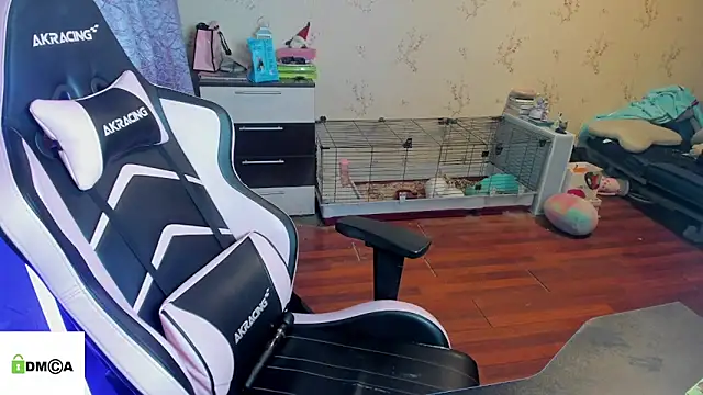 Snapshot of Crazy_forest_fairy chatting on 02.08.26 Crazy forest fairy online show from 02.08.26